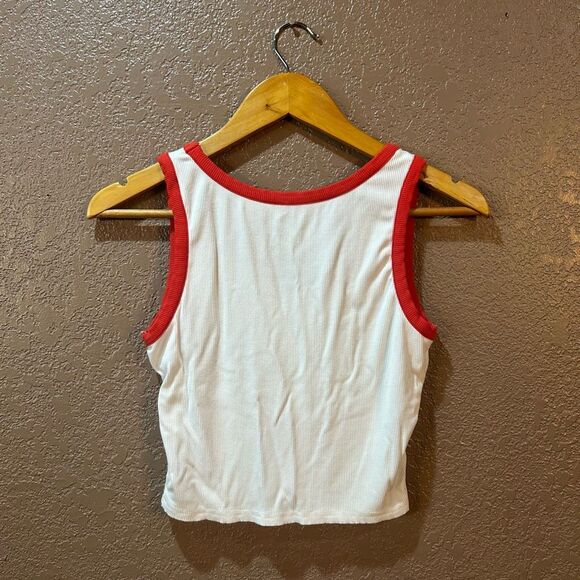 No Brand Medium White Cropped Tank - Picture 2 of 5
